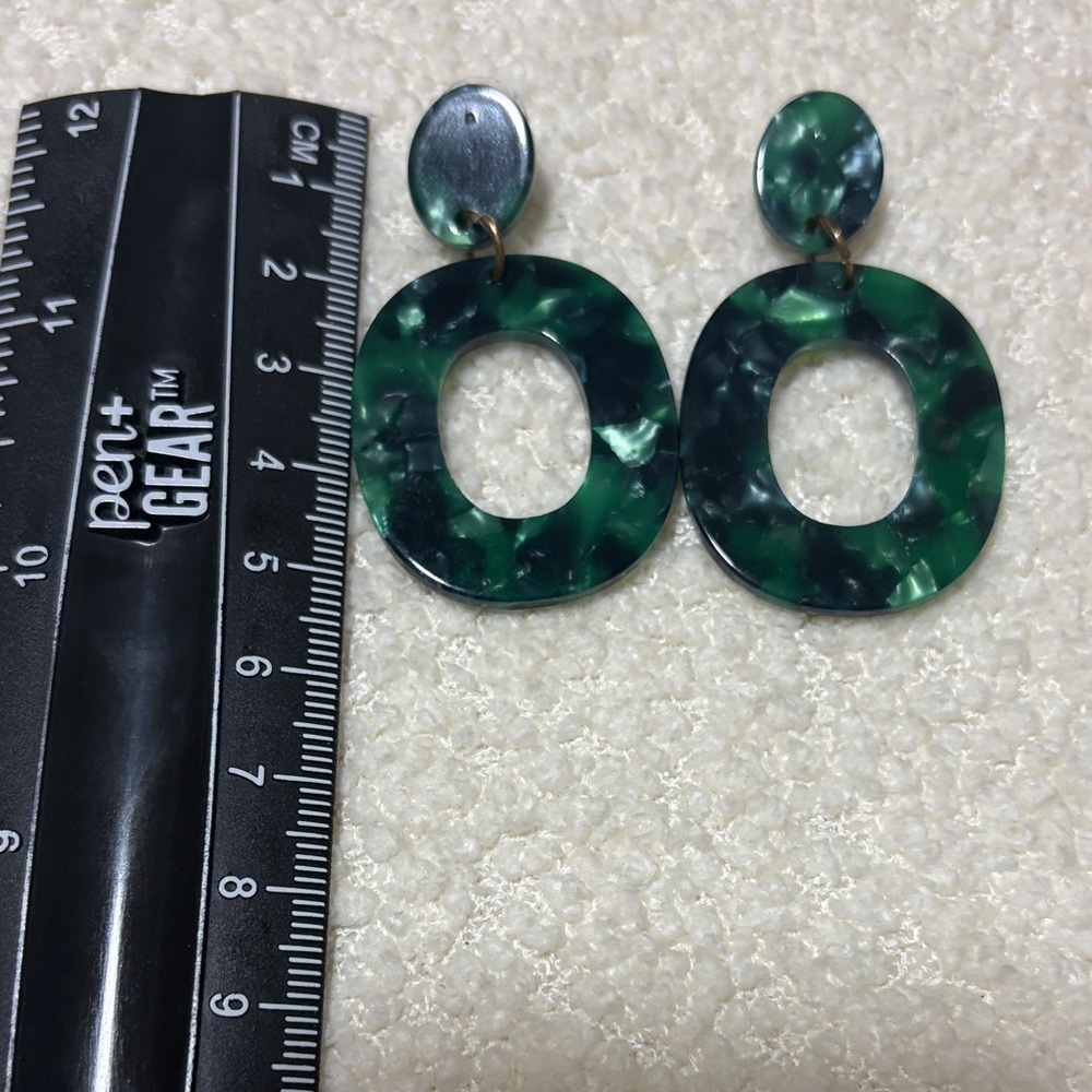 vintage Green Marbled Oval Drop Earrings - Women Jewelry - Picture 3 of 4